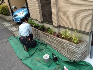 花壇（諏訪鉄平石、六法石）