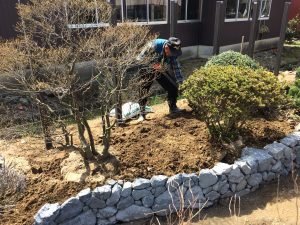 石張りでフロア