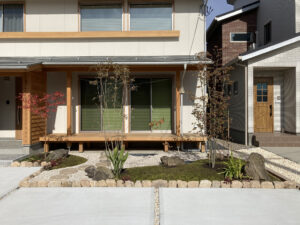 和風の坪庭（燕市）