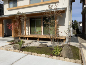 和風の坪庭（燕市）