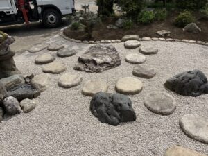 枯山水の庭園（三条市）